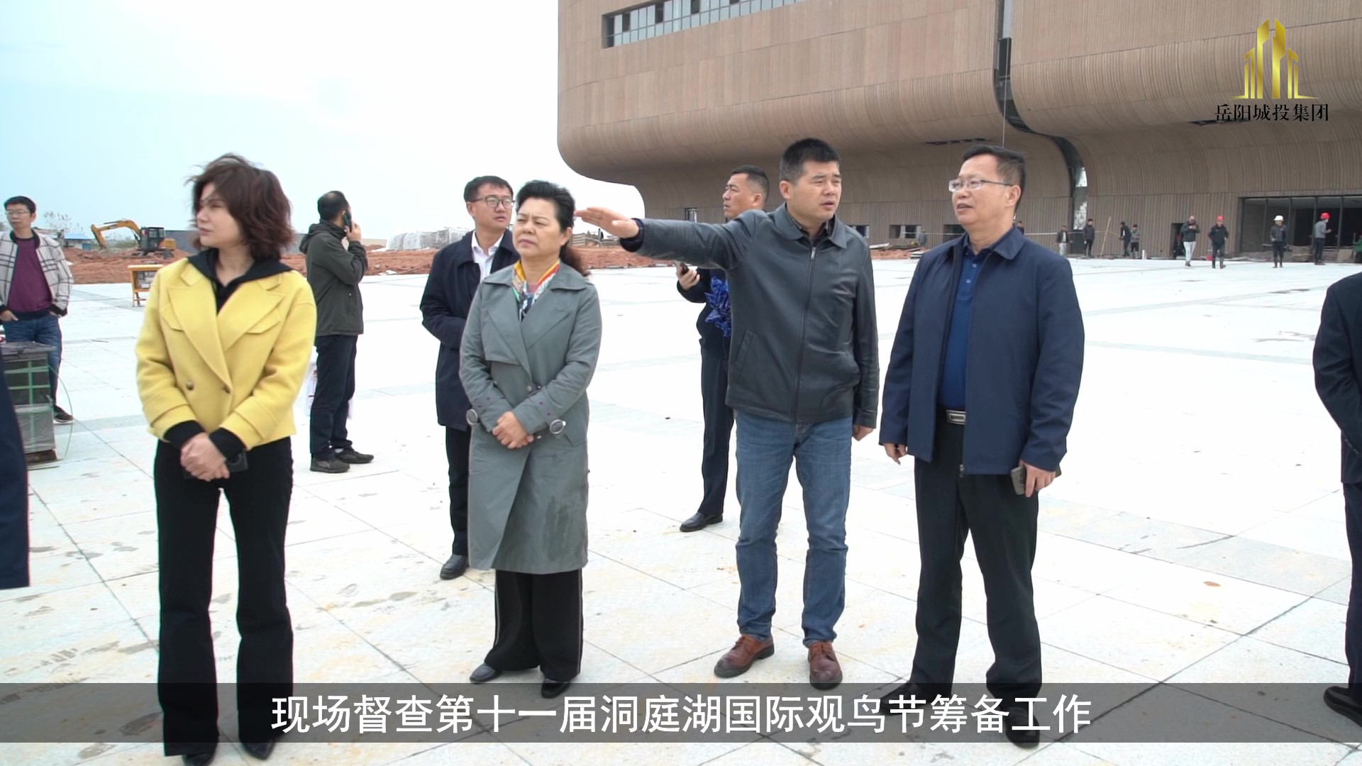 陳閣輝市長(zhǎng)調(diào)研洞博館(修改)_Moment.jpg 陳閣輝市長(zhǎng)調(diào)研洞博館(修改)_Moment.jpg